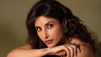 harshita gaur aka dimpy pandit opens up about jitendra kumar replacing vikrant massey in mirzapur the movie kabhi aisa feel nahi hua ki kuch miss lag raha hai