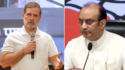 rahul gandhi and sudhanshu trivedi r