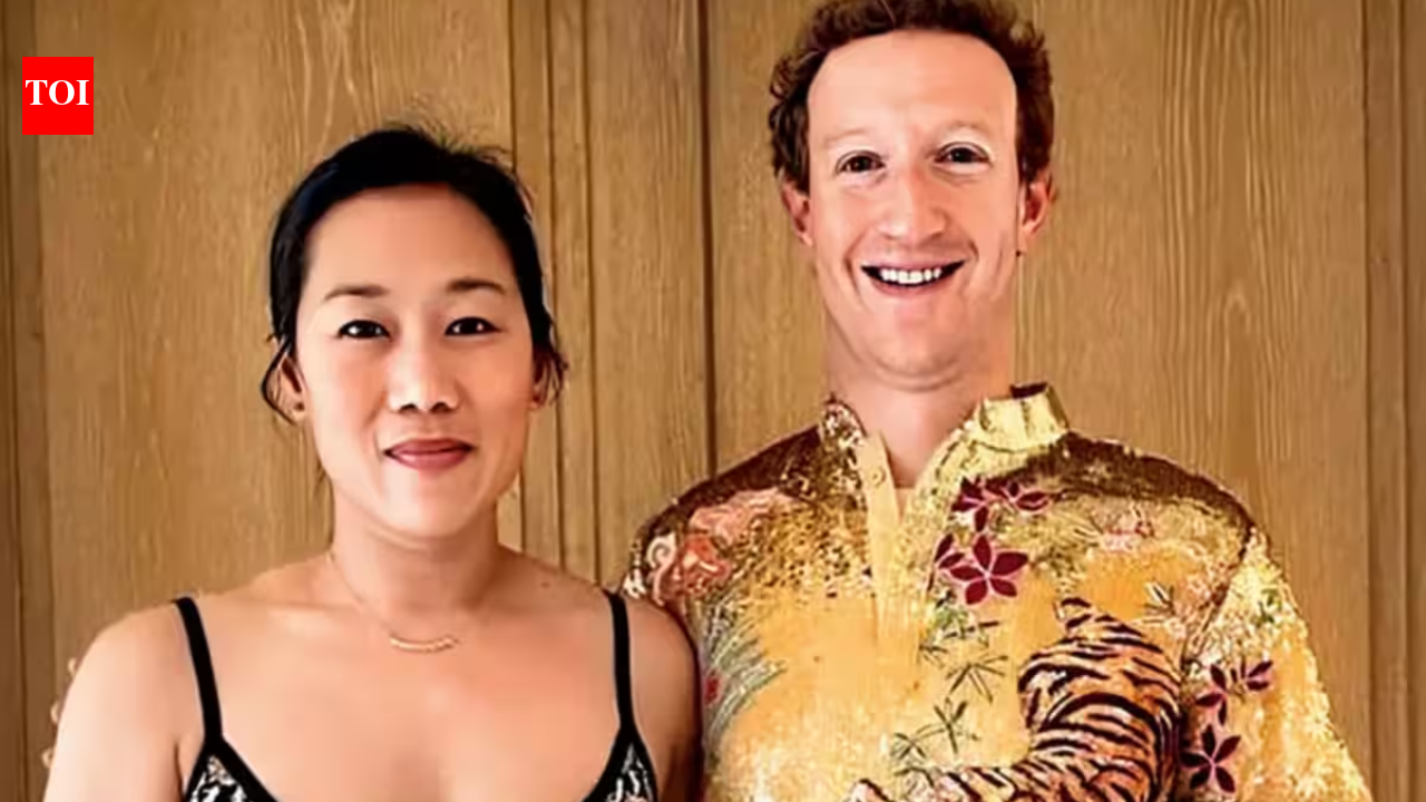 1791351535 photo