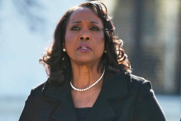 1791563996 photo
