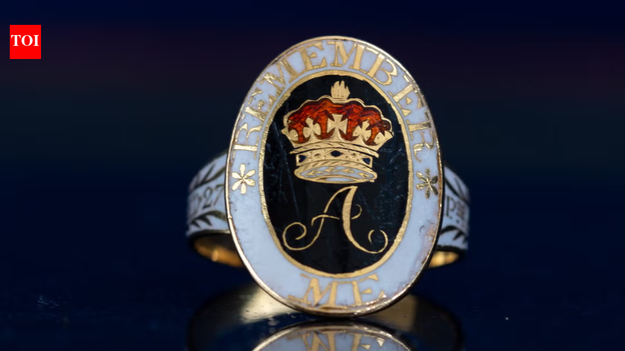 A shopper paid just 15 for an old ring in