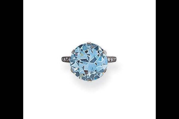 A woman kept a diamond ring in a drawer for