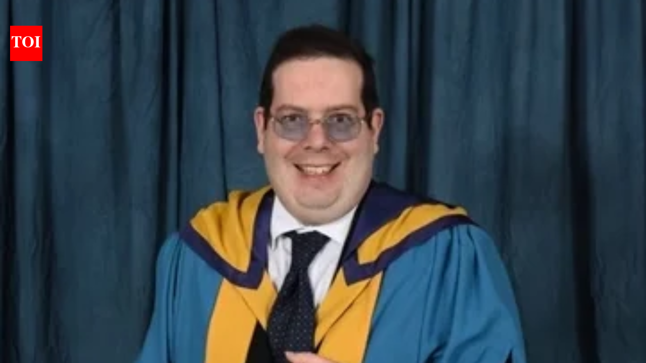For 25 years Andy Willis helped people in Banburyshire through