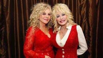 dolly partons sister stella parton claims she received death threats and hate mail after raising concerns about tennessee voting machines