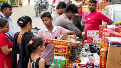 green firecrackers in delhi
