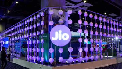 investors may offload 252 million shares in jio platforms ipo