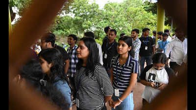 odisha refunds rs 6923 crore in college admission fees to 111 lakh students under gyanodaya scheme